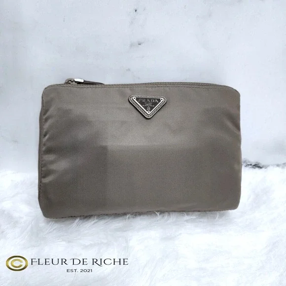 Prada Necessaire Tessuto Nylon Small Toiletry Clutch Case Gray Argilla 1NA011 - Picture 2 of 13